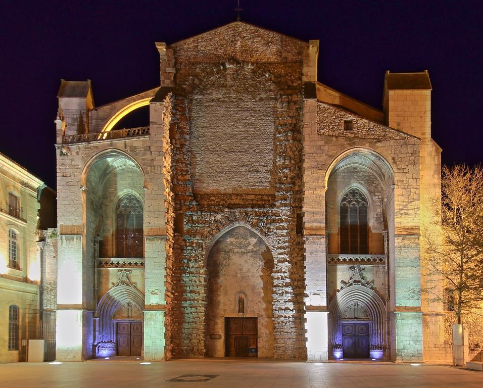 Hotel De France - Hotel De Charme En Provence Сен-Максимен-ла-Сент-Бом Экстерьер фото