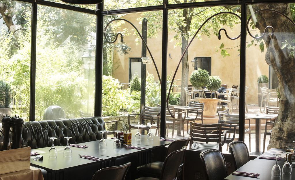 Hotel De France - Hotel De Charme En Provence Сен-Максимен-ла-Сент-Бом Экстерьер фото