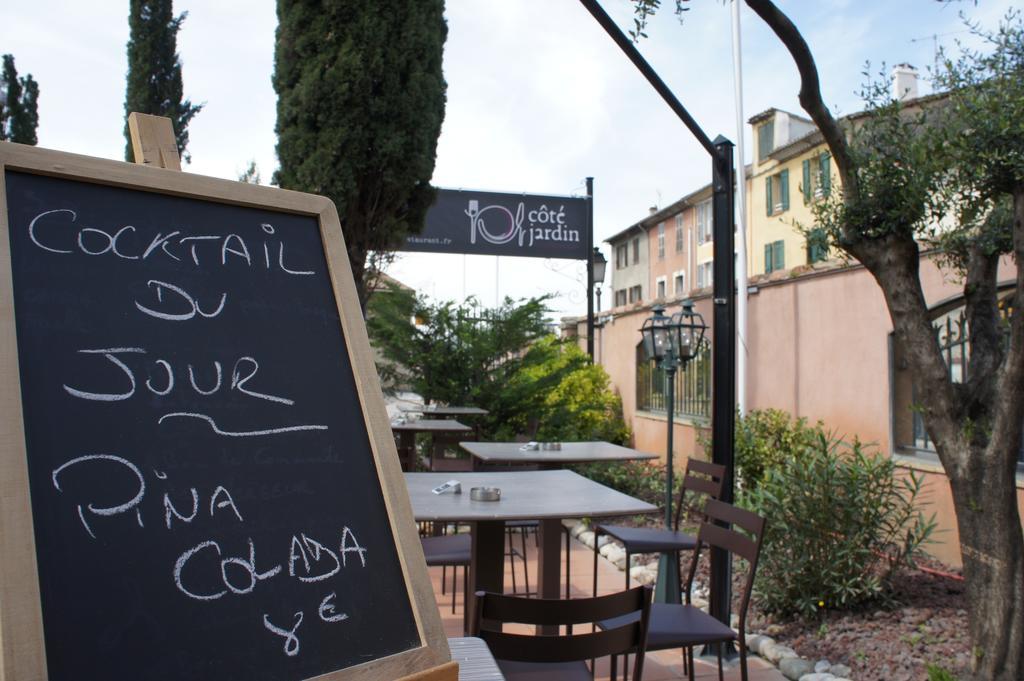 Hotel De France - Hotel De Charme En Provence Сен-Максимен-ла-Сент-Бом Экстерьер фото